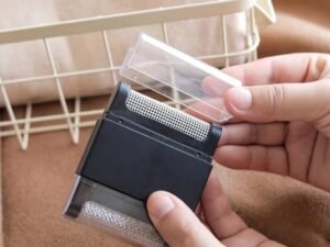 1pc Portable Mini Lint Rollers Carpet Hair Remover Brush For Sweater