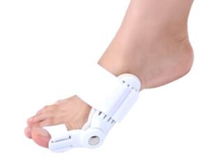 Toe Separator Straightener Adjustable Pedicure Finger Toe Corrector