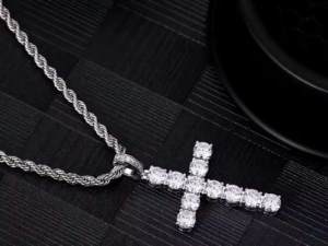 Huitan 60Cm Chaîne Torsadée Long Collier Pour Femmes/Hommes
